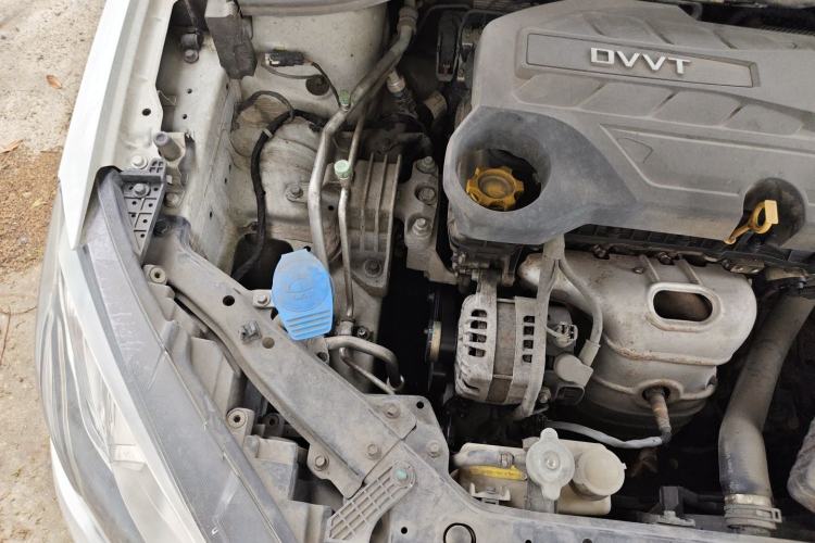 Used Roewe 360 2015 1.5L Automatic Luxury Edition Engine Bay Right