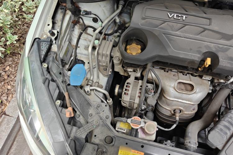 Used Roewe 360 2015 1.5L Automatic Luxury Edition Engine Bay Right