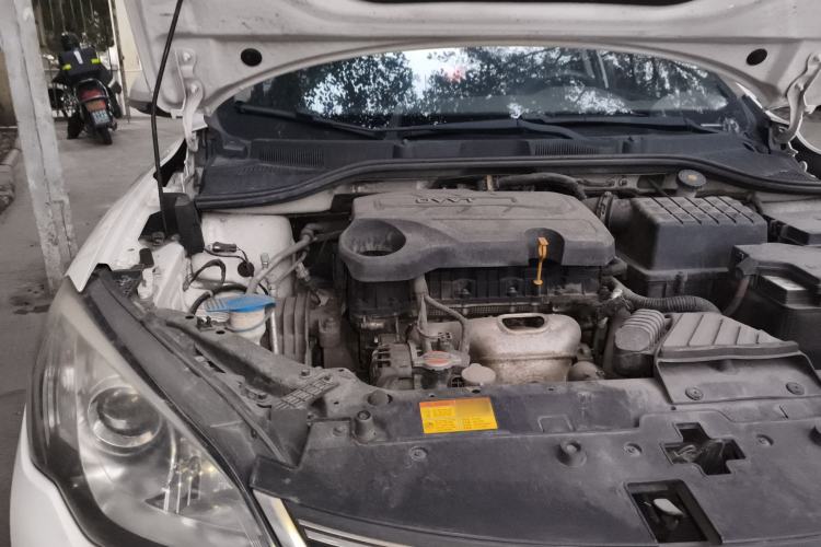 Used Roewe 360 2015 1.5L Manual Luxury Edition Engine Bay Right