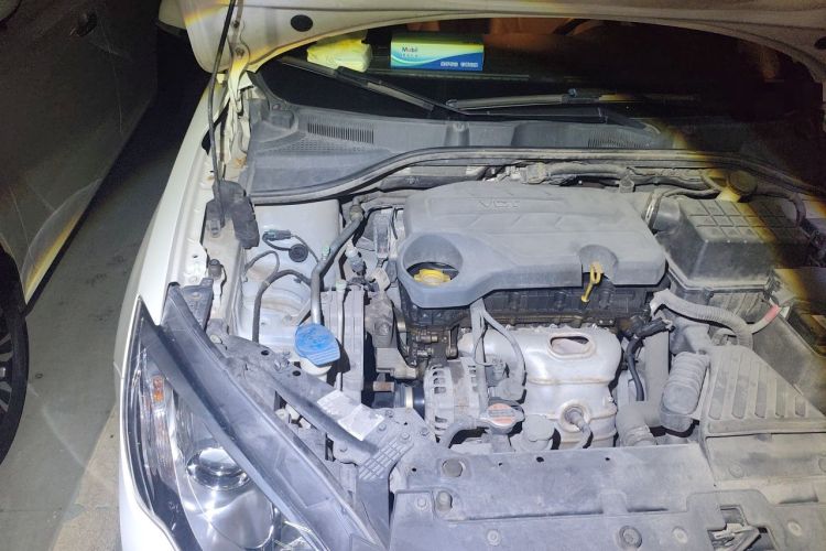Used Roewe 360 2015 1.5L Automatic Luxury Edition Engine Bay Right