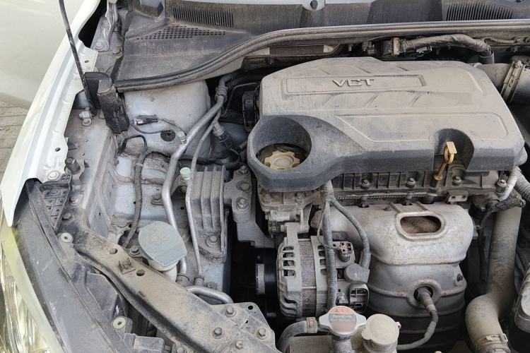 Used Roewe 360 2015 1.5L Automatic Luxury Edition Engine Bay Right
