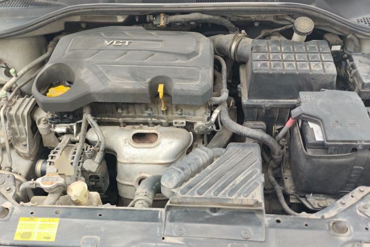 Used Roewe 360 2015 1.5L Automatic Luxury Edition Engine Bay