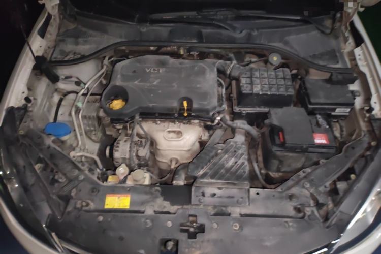 Used Roewe 360 2015 1.5L Automatic Luxury Edition Engine Bay
