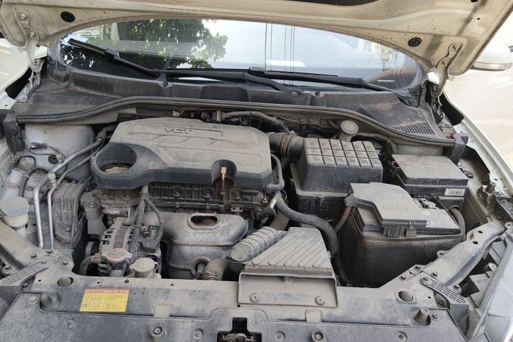 Used Roewe 360 2015 1.5L Automatic Luxury Edition Engine Bay