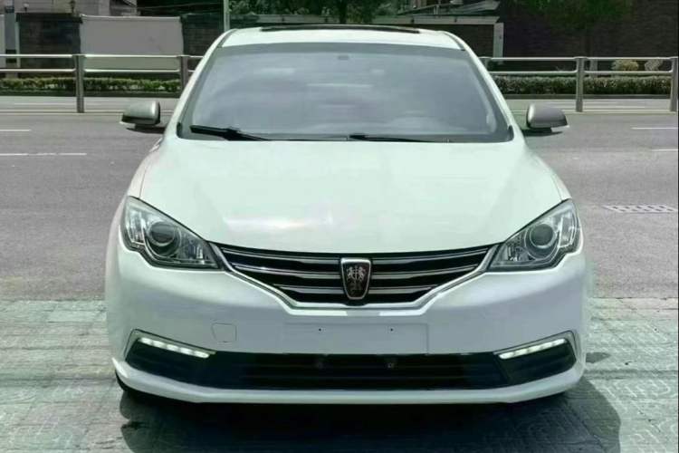 Used Roewe 360 2015 1.5L Automatic Luxury Edition Exterior 1
