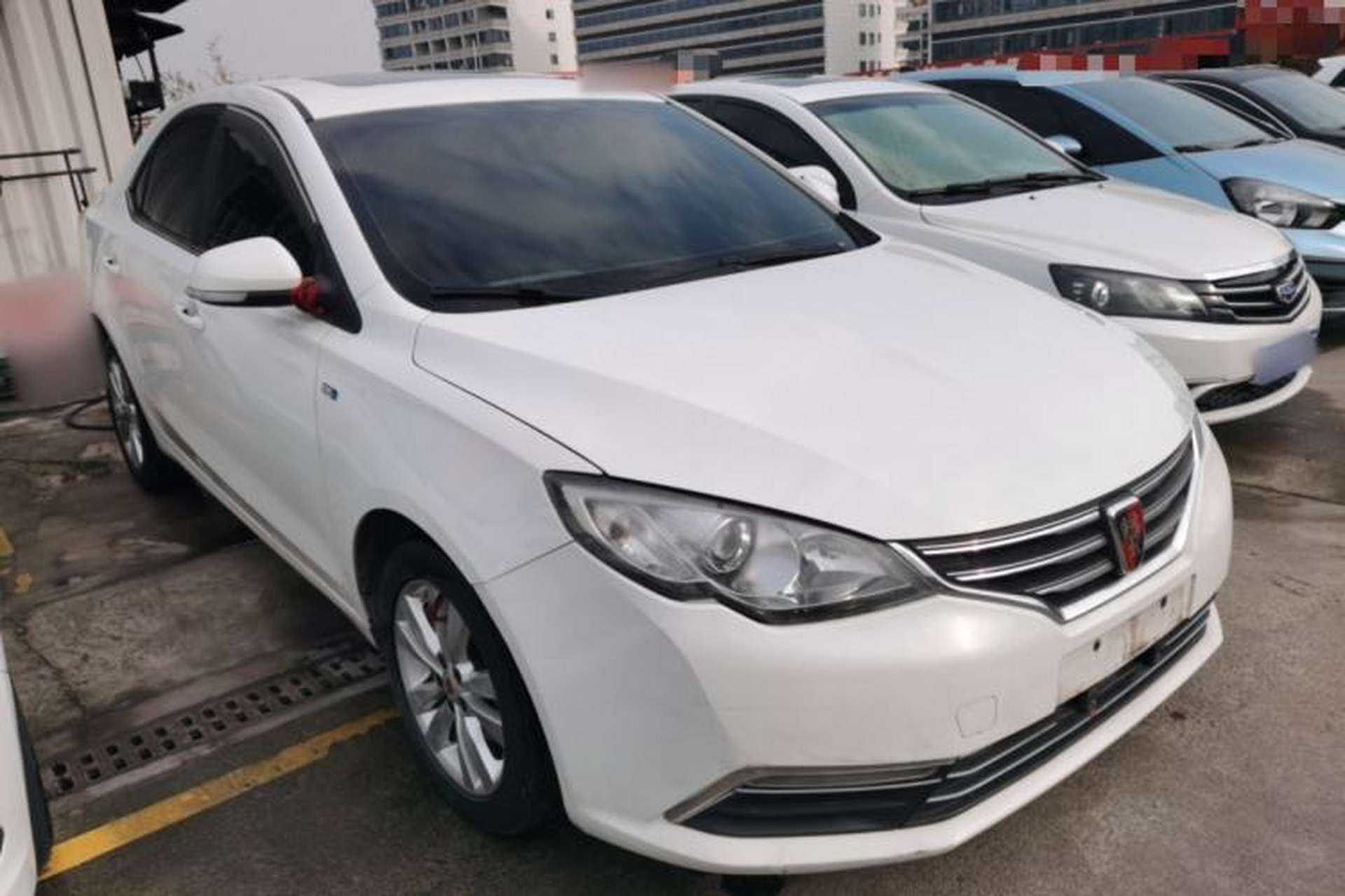 Used Roewe 360 2015 1.5L Automatic Luxury Edition Exterior 1