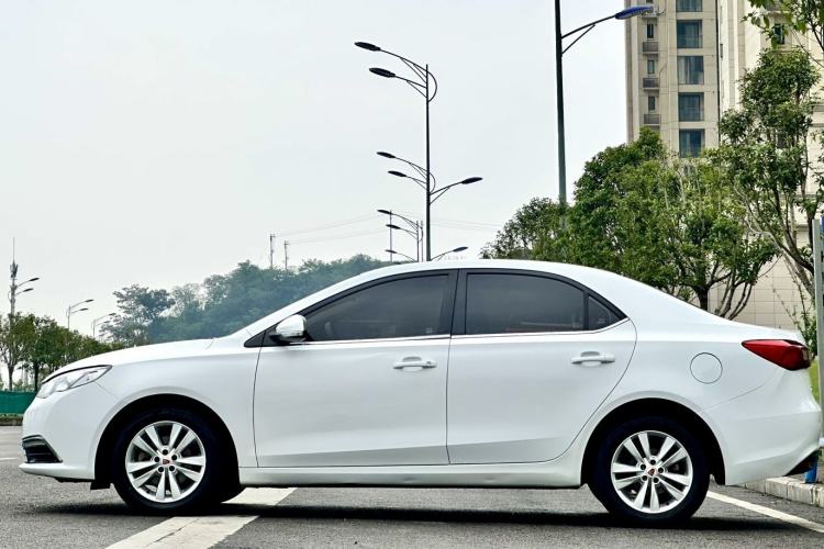 Used Roewe 360 2015 1.5L Manual Luxury Edition Exterior 10