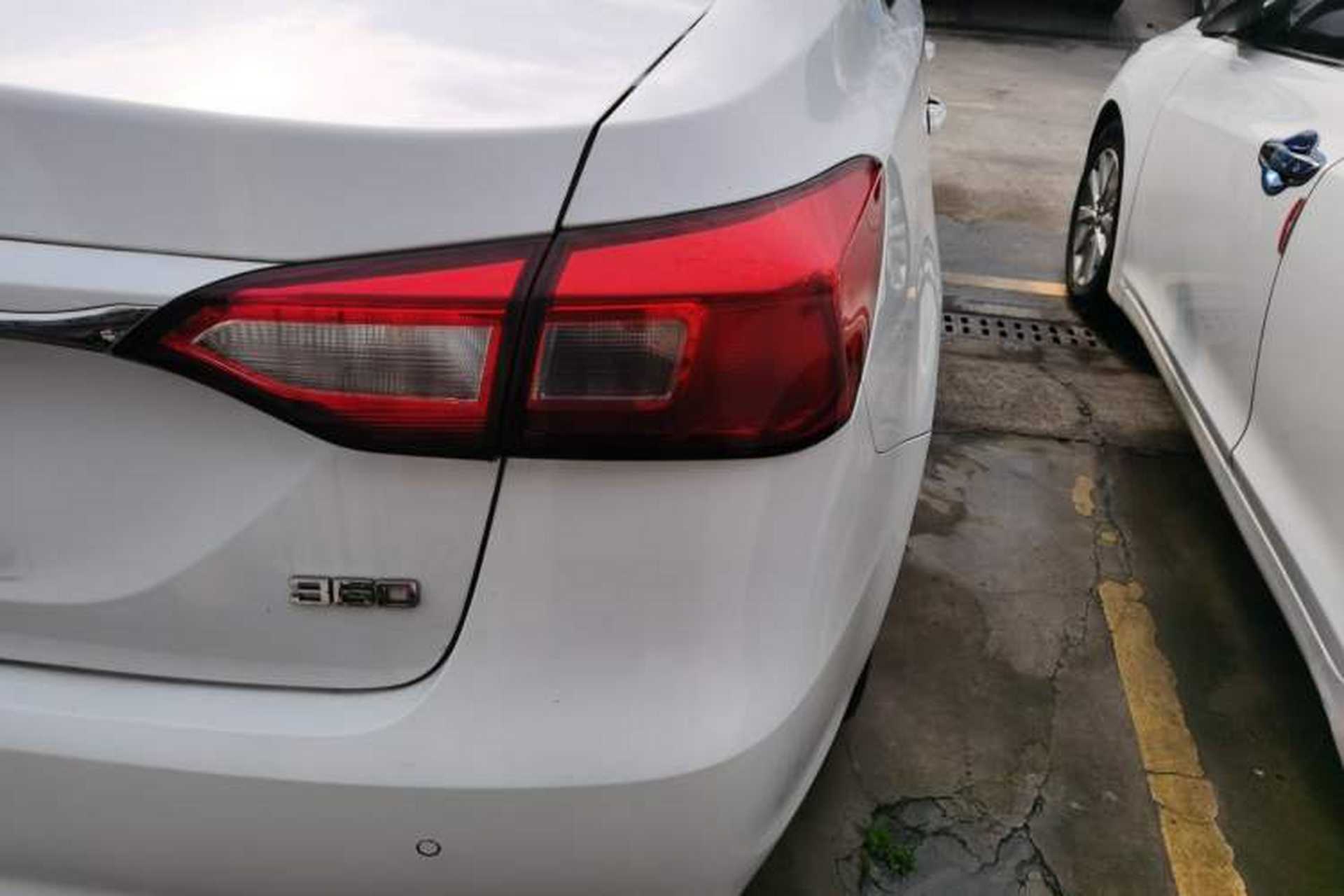 Used Roewe 360 2015 1.5L Automatic Luxury Edition Exterior 3