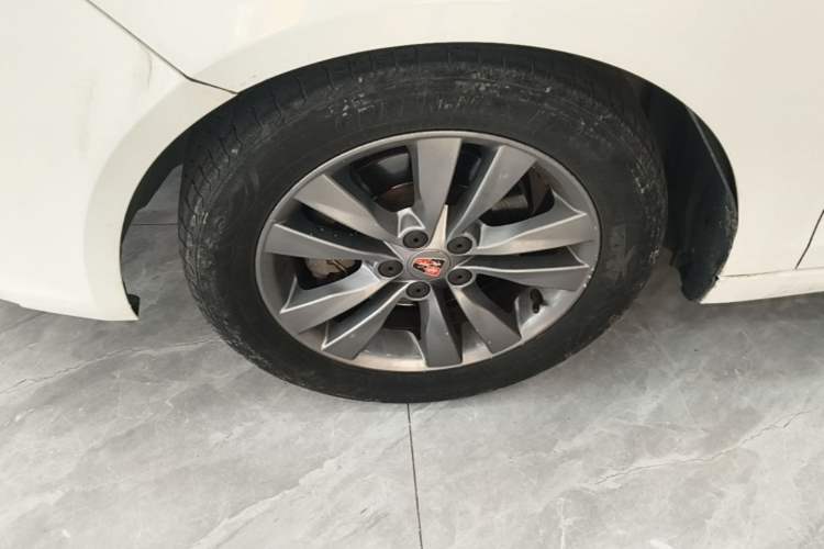 Used Roewe 360 2015 20T TST Deluxe Edition Exterior 4