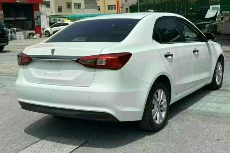 Used Roewe 360 2015 1.5L Automatic Luxury Edition Exterior 4