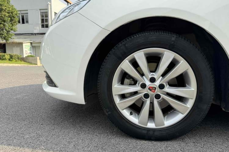 Used Roewe 360 2015 1.5L Automatic Luxury Edition Exterior 8