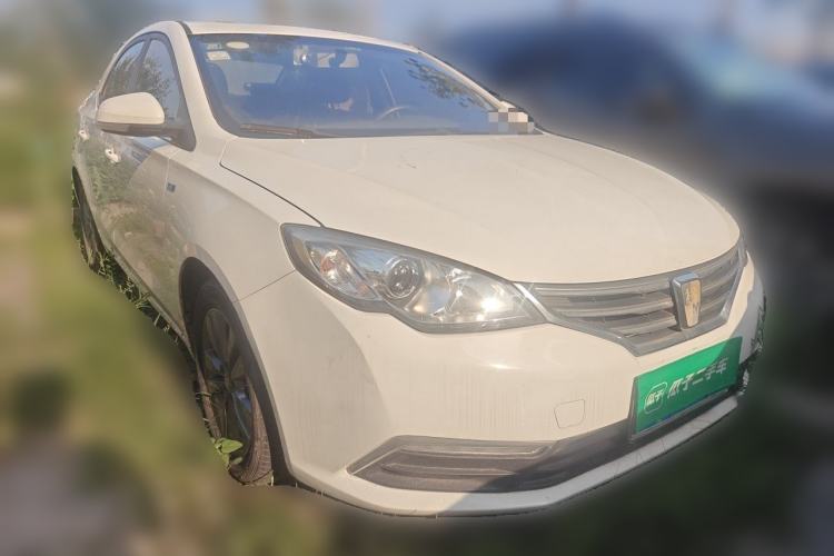 Used Roewe 360 2015 20T TST Deluxe Edition Front Right 45 Deg