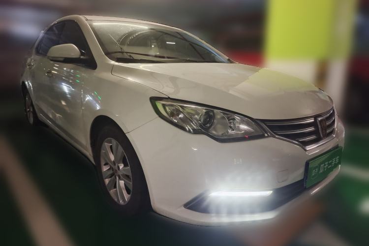 Used Roewe 360 2015 1.5L Automatic Luxury Edition Front Right 45 Deg