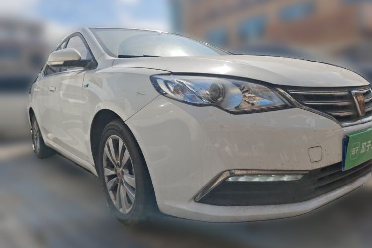 Used Roewe 360 2015 1.5L Automatic Luxury Edition Front Right 45 Deg