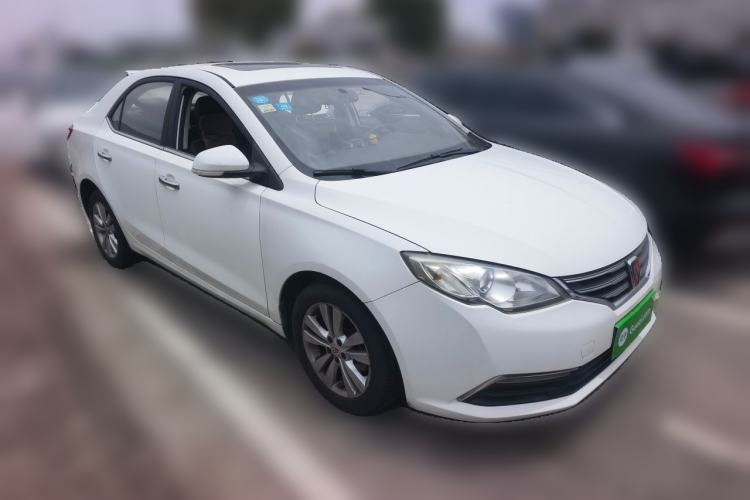 Used Roewe 360 2015 1.5L Automatic Luxury Edition Front Right 45 Deg