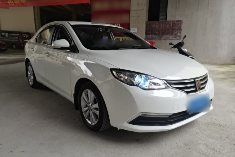 Used Roewe 360 2015 1.5L Automatic Luxury Edition Front Right 45 Deg