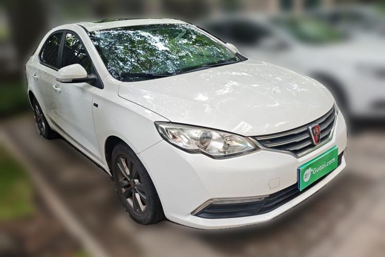 Used Roewe 360 2015 20T TST Deluxe Edition Front Right 45 Deg
