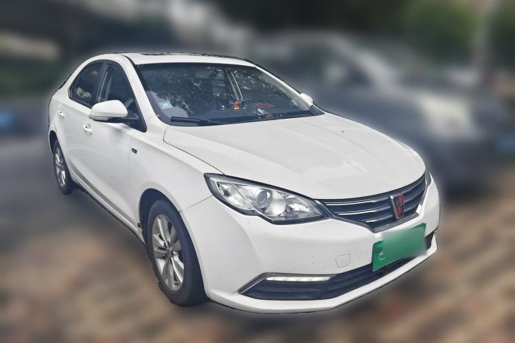 Used Roewe 360 2015 1.5L Manual Luxury Edition Front Right 45 Deg