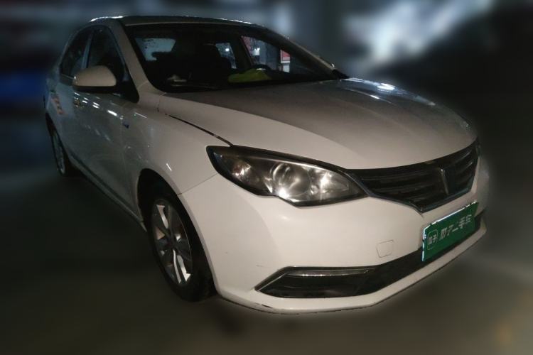 Used Roewe 360 2015 1.5L Automatic Luxury Edition Front Right 45 Deg