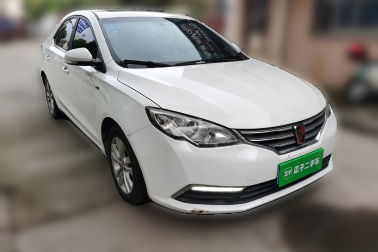 Used Roewe 360 2015 1.5L Manual Luxury Edition Front Right 45 Deg