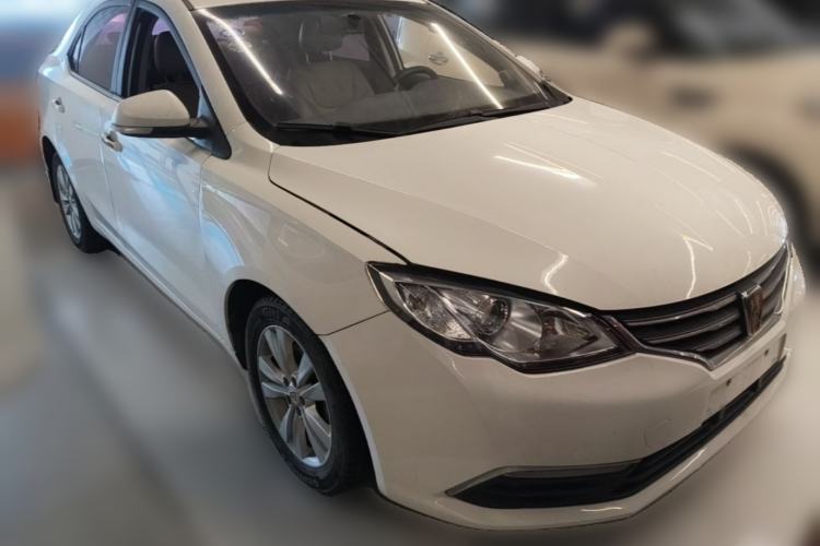 Used Roewe 360 2015 1.5L Automatic Luxury Edition Front Right 45 Deg