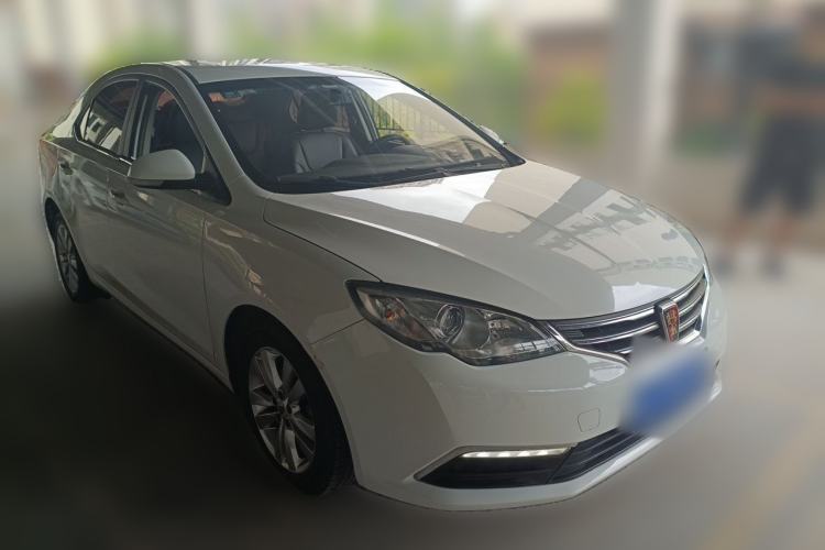 Used Roewe 360 2015 1.5L Manual Luxury Edition Front Right 45 Deg