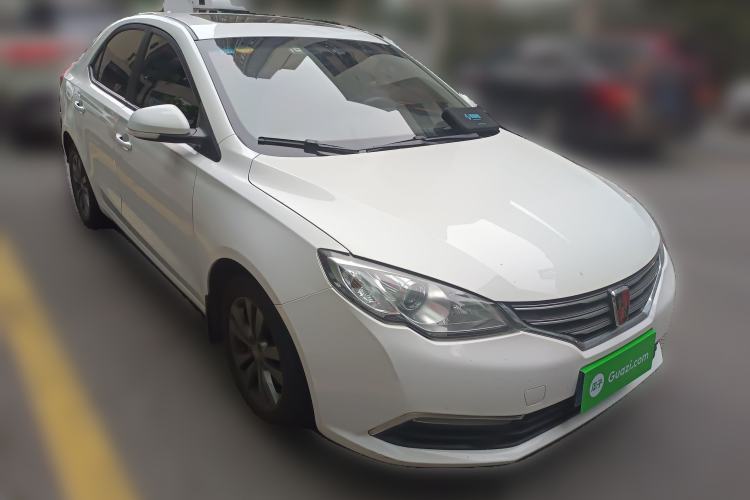 Used Roewe 360 2015 20T TST Deluxe Edition Front Right 45 Deg