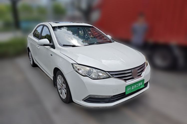 Used Roewe 360 2015 1.5L Manual Luxury Edition Front Right 45 Deg
