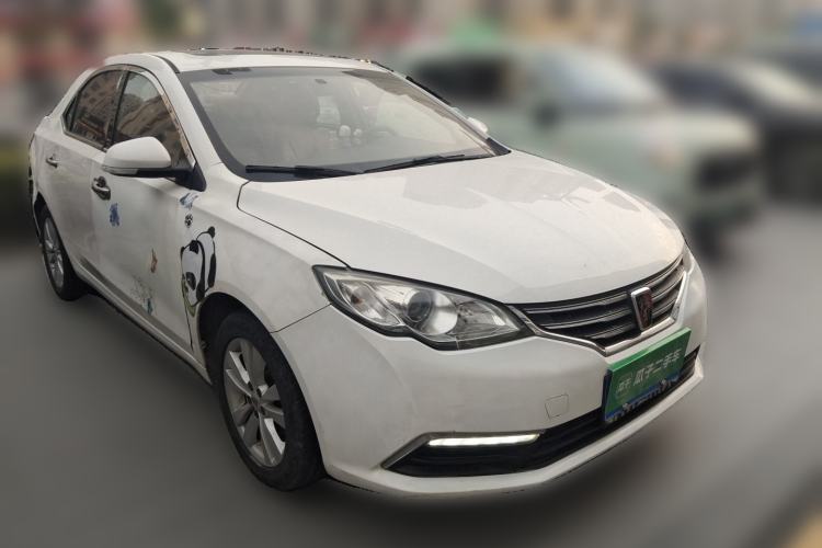 Used Roewe 360 2015 1.5L Manual Luxury Edition Front Right 45 Deg