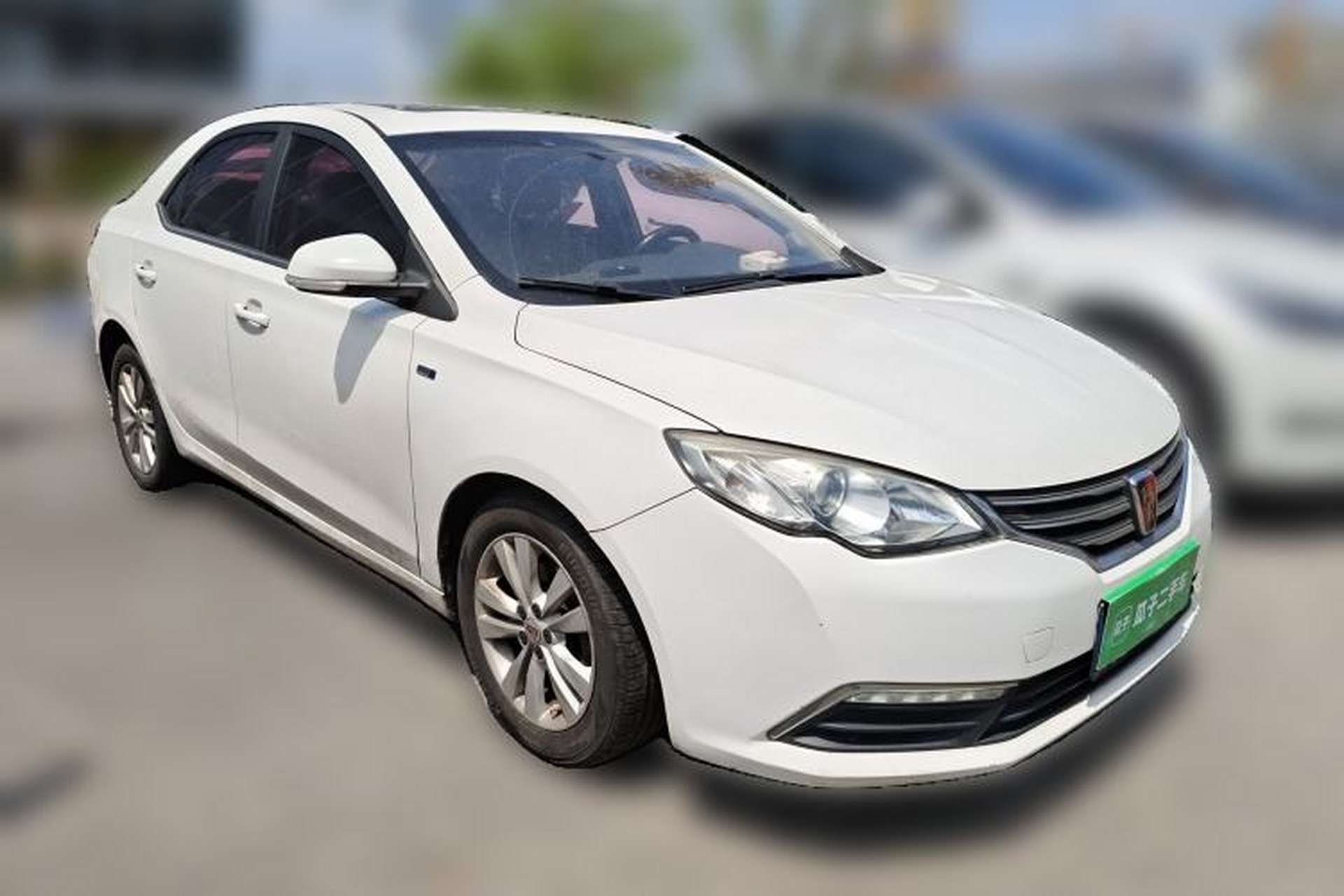 Used Roewe 360 2015 1.5L Automatic Luxury Edition Front Right 45 Deg