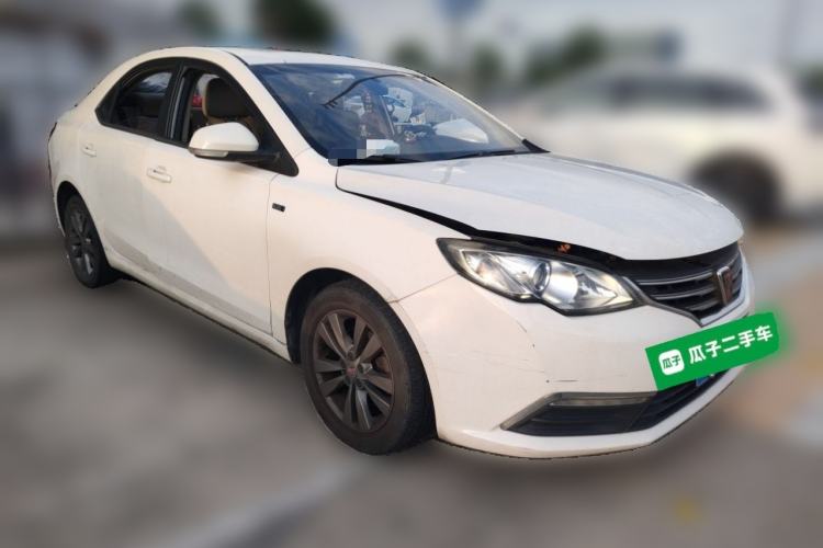 Used Roewe 360 2015 20T TST Deluxe Edition Front Right 45 Deg
