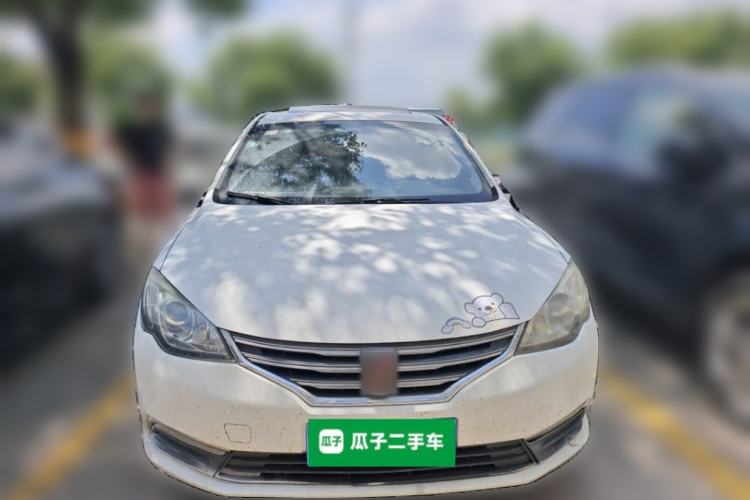 Used Roewe 360 2015 1.5L Manual Luxury Edition Front