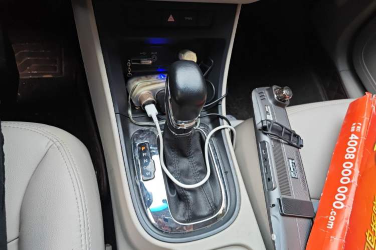 Used Roewe 360 2015 1.5L Automatic Luxury Edition Gear Lever