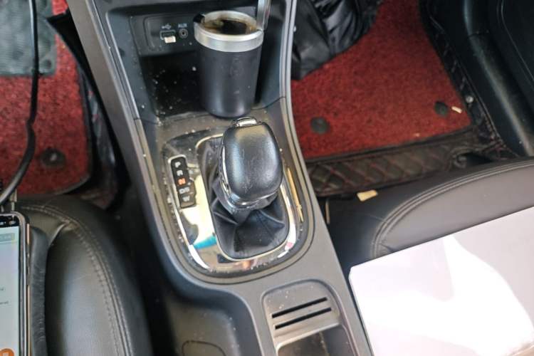 Used Roewe 360 2015 1.5L Automatic Luxury Edition Gear Lever
