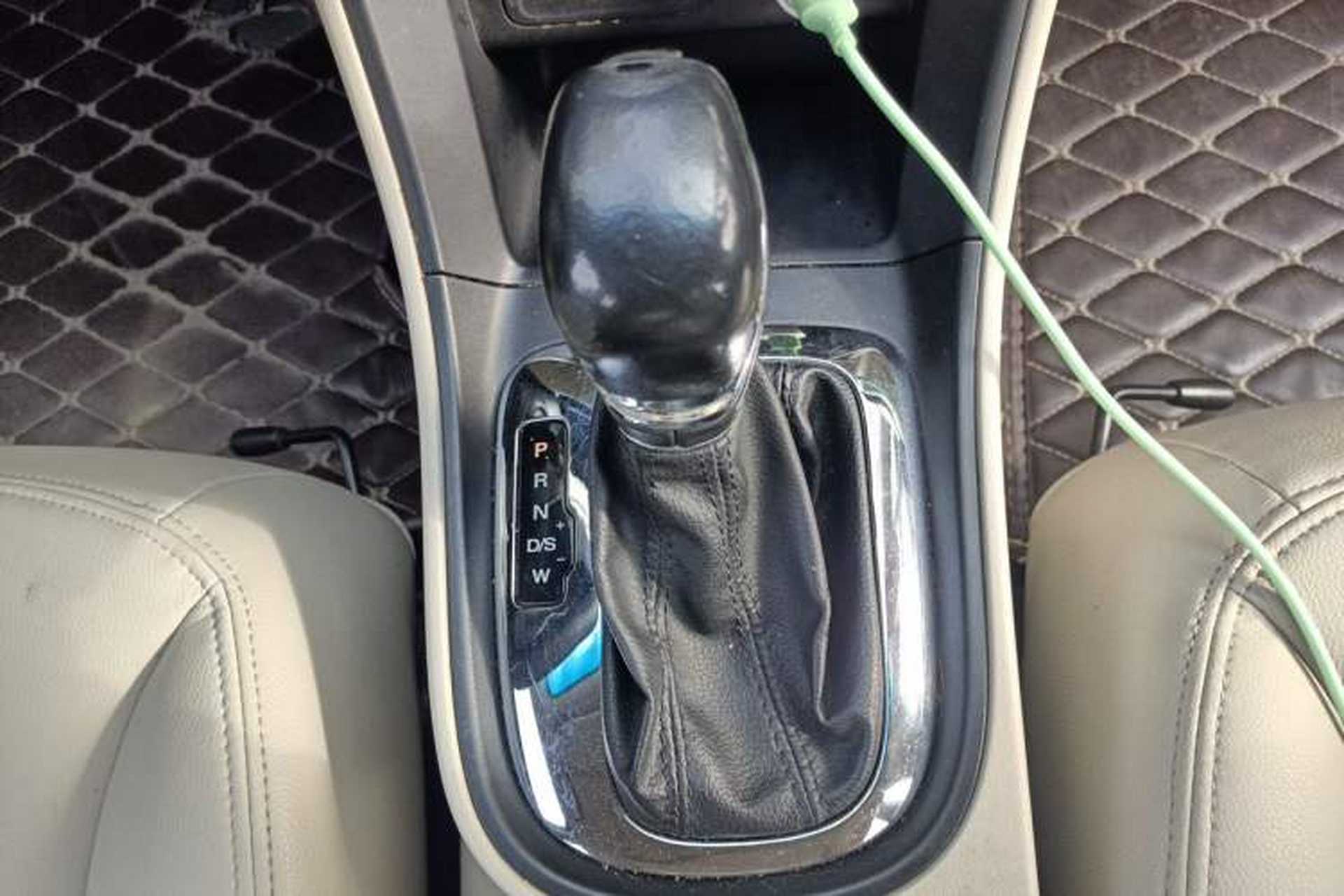 Used Roewe 360 2015 1.5L Automatic Luxury Edition Gear Lever