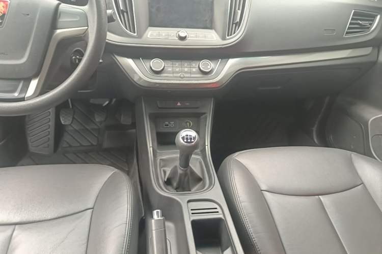 Used Roewe 360 2015 1.5L Manual Luxury Edition Gear Lever
