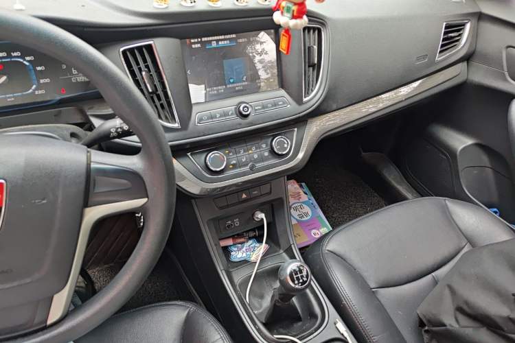 Used Roewe 360 2015 1.5L Manual Luxury Edition Gear Lever