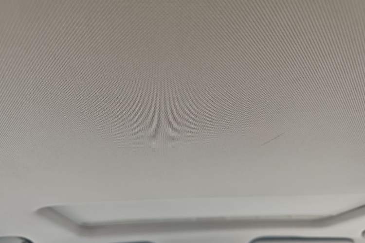 Used Roewe 360 2015 1.5L Automatic Luxury Edition Headliner