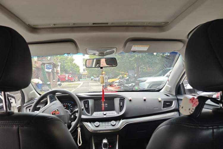 Used Roewe 360 2015 1.5L Automatic Luxury Edition Headliner
