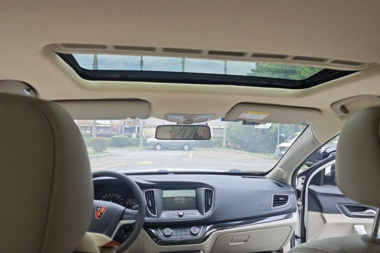 Used Roewe 360 2015 20T TST Deluxe Edition Headliner