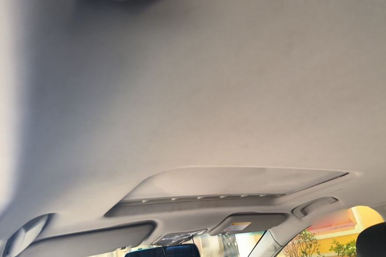 Used Roewe 360 2015 1.5L Manual Luxury Edition Headliner