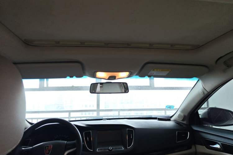 Used Roewe 360 2015 1.5L Automatic Luxury Edition Headliner