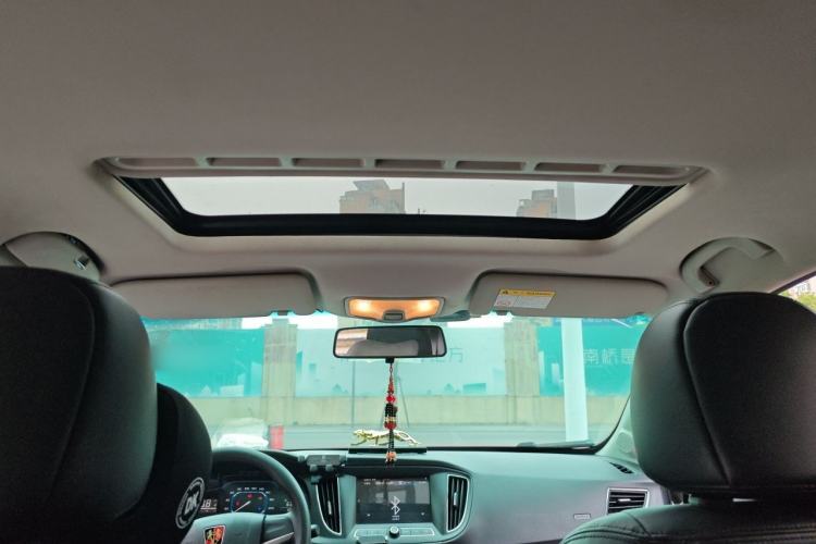 Used Roewe 360 2015 1.5L Manual Luxury Edition Headliner