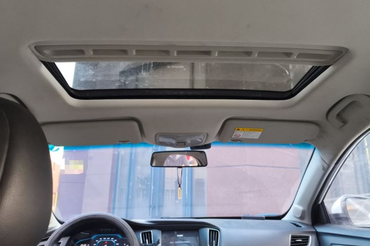 Used Roewe 360 2015 1.5L Manual Luxury Edition Headliner