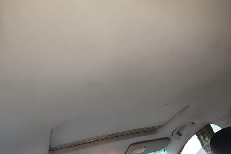Used Roewe 360 2015 1.5L Automatic Luxury Edition Headliner