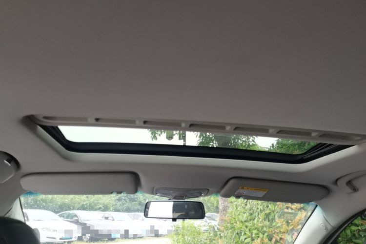Used Roewe 360 2015 1.5L Automatic Luxury Edition Headliner