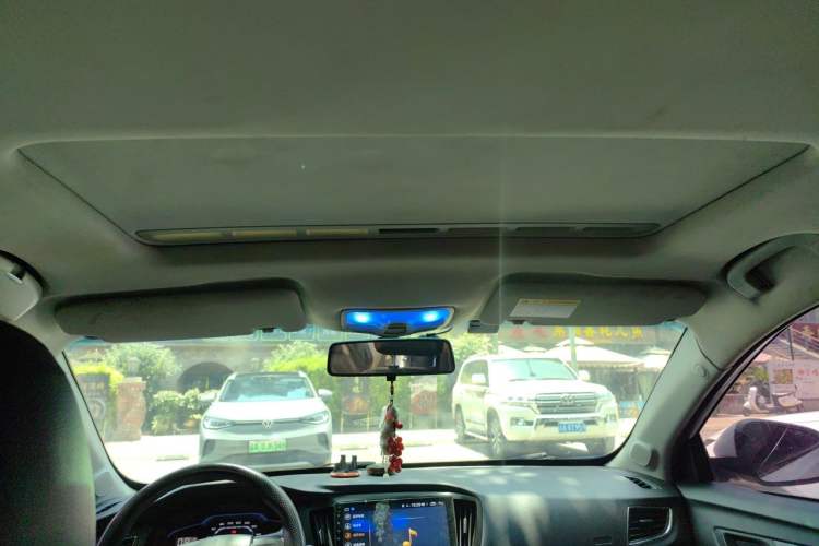 Used Roewe 360 2015 20T TST Deluxe Edition Headliner