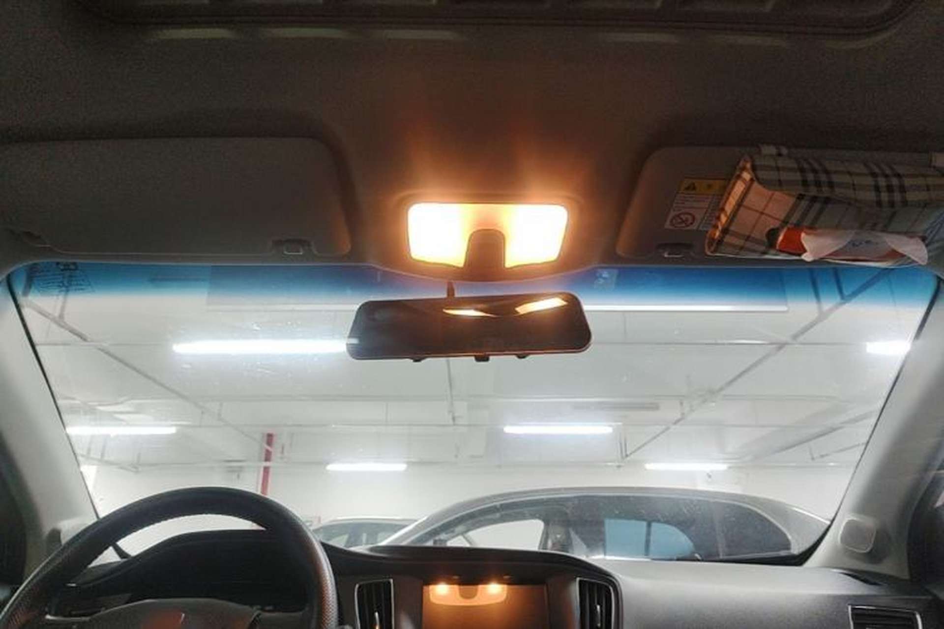 Used Roewe 360 2015 1.5L Automatic Luxury Edition Headliner
