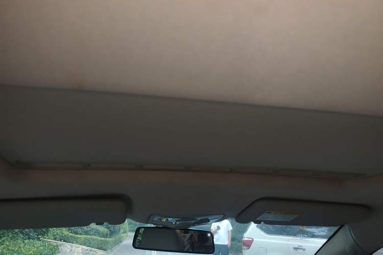 Used Roewe 360 2015 1.5L Manual Luxury Edition Headliner