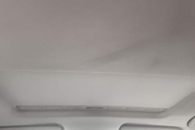 Used Roewe 360 2015 1.5L Manual Luxury Edition Headliner